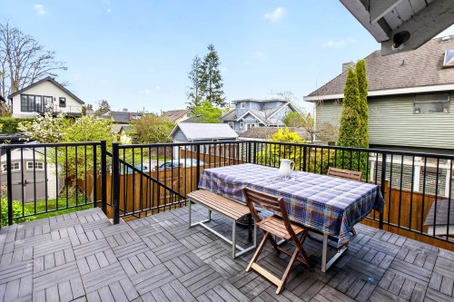 2975 8Th Avenue W, Vancouver, BC 