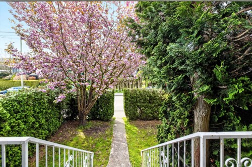 2975 8Th Avenue W, Vancouver, BC 