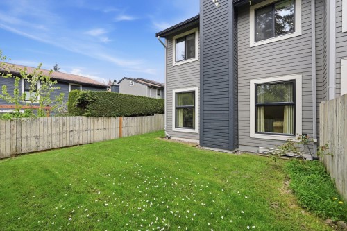 7506 Westbank Place, Vancouver, BC 