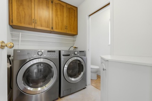 253 19Th Street E, North Vancouver, BC 