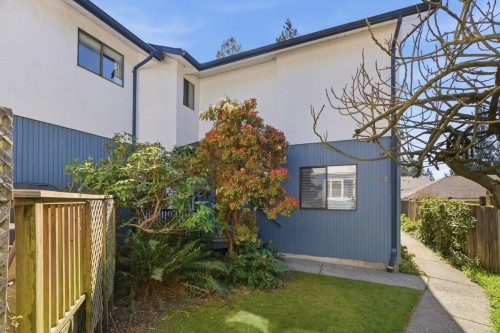 253 19Th Street E, North Vancouver, BC 