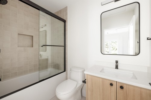 3143 19 Avenue E, Vancouver, BC 