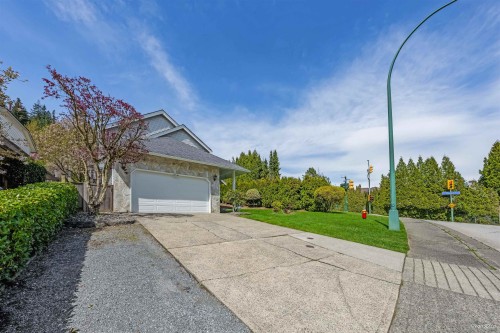 532 Riverview Crescent, Coquitlam, BC 