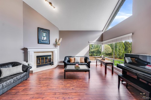 532 Riverview Crescent, Coquitlam, BC 