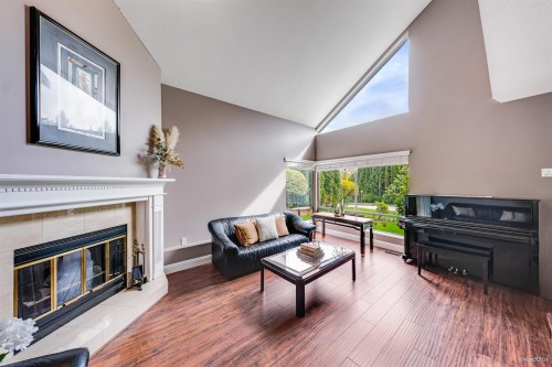 532 Riverview Crescent, Coquitlam, BC 