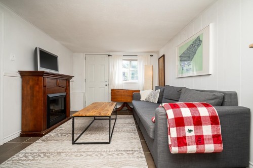 1623 12Th Avenue E, Vancouver, BC 