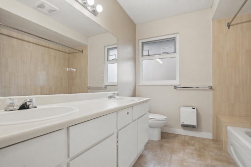 3407 Lynmoor Place, Vancouver, BC 
