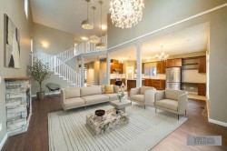 10138 240 Street Maple Ridge, BC V2W 1Z9