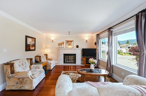 2845 Mccoomb Drive, Coquitlam, BC 