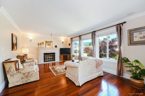 2845 Mccoomb Drive, Coquitlam, BC 