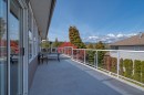5796 Trail Avenue, Sechelt, BC 