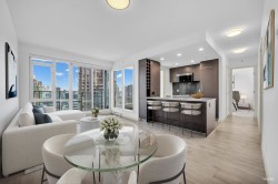 1706-833 Homer Street  Vancouver, BC V6B 0H4