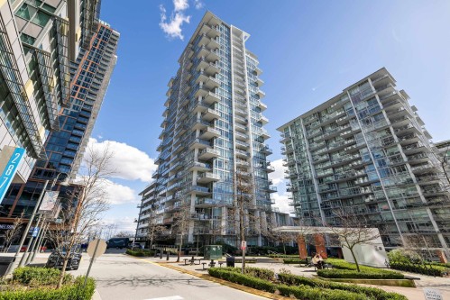 1508-258 Nelson's Court  New Westminster, BC V3L 0J9