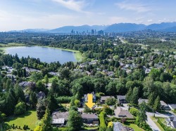 7488 Whelen Court Burnaby, BC V5E 1X3