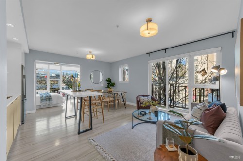 207-111 3rd Street E North Vancouver, BC V7L 0C6