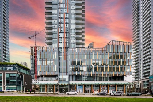 702-4458 Beresford Street  Burnaby, BC V5H 0J1