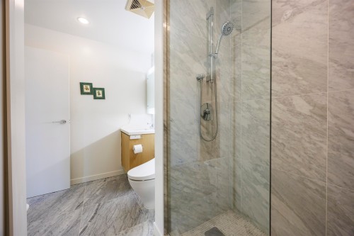 6590 Nelson Avenue, Burnaby, BC 