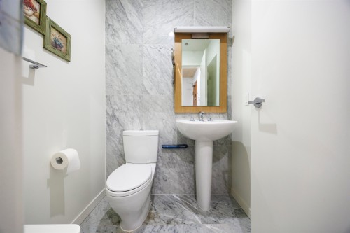 6590 Nelson Avenue, Burnaby, BC 