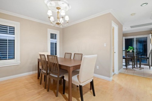 2517 Marine Drive, West Vancouver, BC 