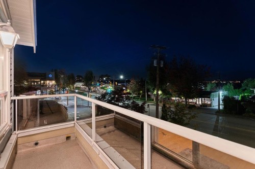 2517 Marine Drive, West Vancouver, BC 