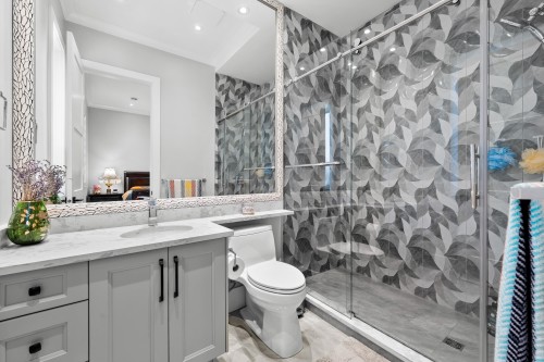 5720 Woodwards Road, Richmond, BC 