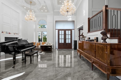 5720 Woodwards Road, Richmond, BC 