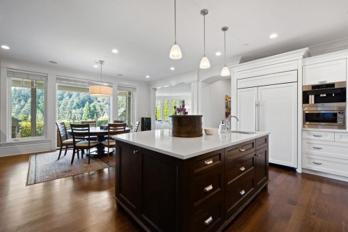6105 Gleneagles Drive, West Vancouver, BC 