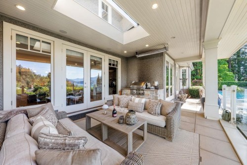 6105 Gleneagles Drive, West Vancouver, BC 