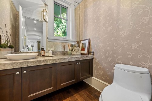 6105 Gleneagles Drive, West Vancouver, BC 