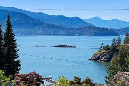 6105 Gleneagles Drive, West Vancouver, BC 
