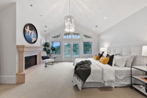 6105 Gleneagles Drive, West Vancouver, BC 