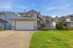 23623 Tamarack Lane Maple Ridge, BC V2W 1B3