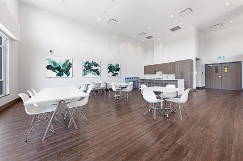 305-2707 Library Lane, North Vancouver, BC 