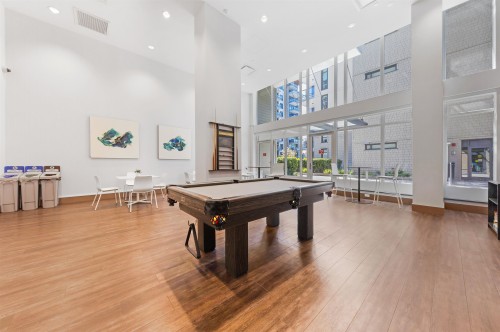 305-2707 Library Lane, North Vancouver, BC 
