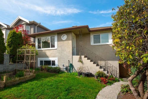 2925 Mcgill Street, Vancouver, BC 