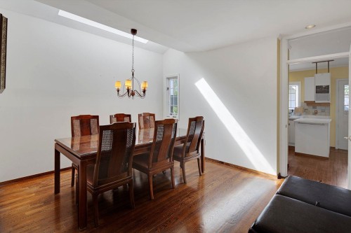 1183 Duchess Avenue, West Vancouver, BC 