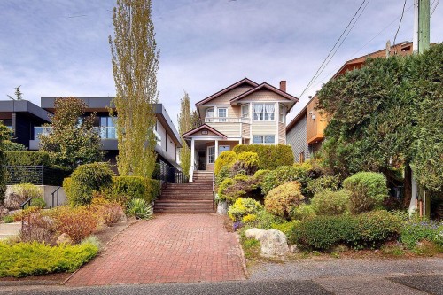 1183 Duchess Avenue, West Vancouver, BC 