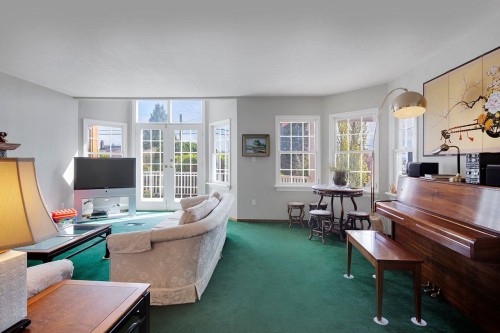1183 Duchess Avenue, West Vancouver, BC 