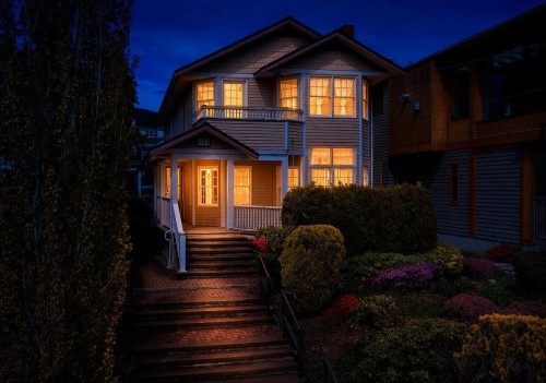 1183 Duchess Avenue, West Vancouver, BC 