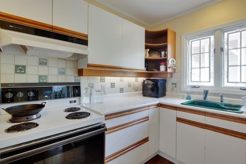 1183 Duchess Avenue, West Vancouver, BC 