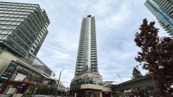 3702-488 Marine Drive SW Vancouver, BC V5X 0C6