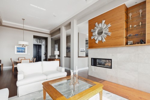 2416 Carr Lane, West Vancouver, BC 