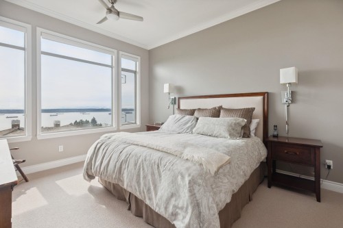 2416 Carr Lane, West Vancouver, BC 