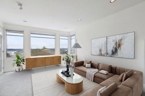 2416 Carr Lane, West Vancouver, BC 