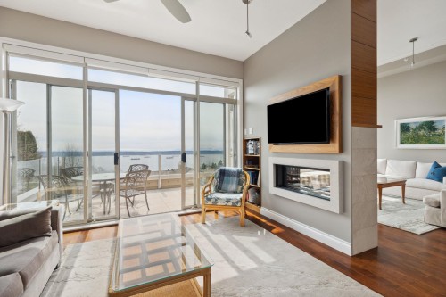 2416 Carr Lane, West Vancouver, BC 