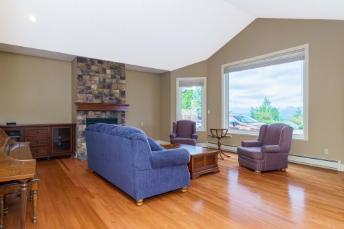 10270 Rolley Crescent, Maple Ridge, BC 