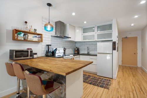 109-36 14th Avenue E Vancouver, BC V5T 4C9