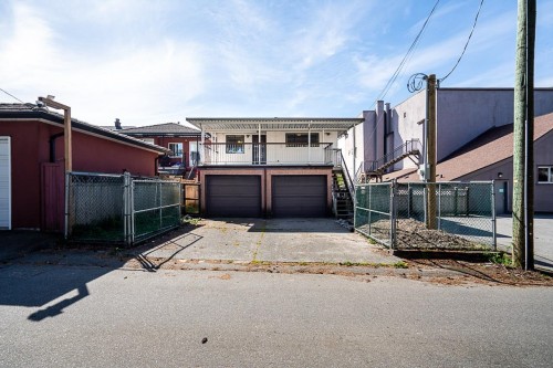 4332 Victoria Drive, Vancouver, BC 