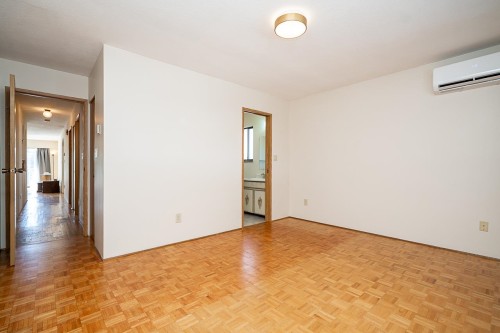 4332 Victoria Drive, Vancouver, BC 