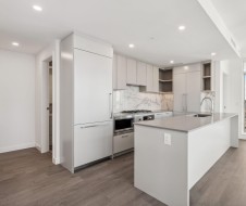 302-6468 Willingdon Avenue Burnaby, BC V0V 0V0